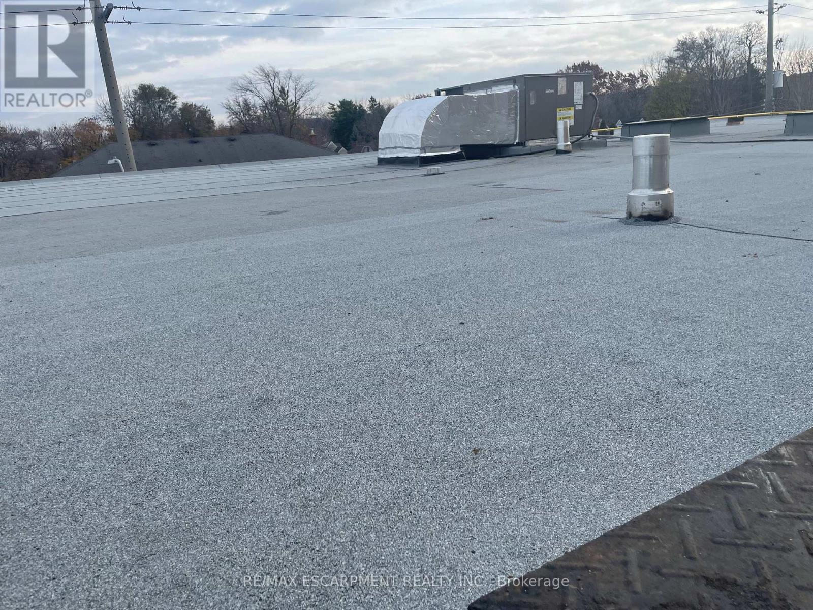 2328 King Street, Hamilton, Ontario  L8K 1X4 - Photo 37 - X12799920