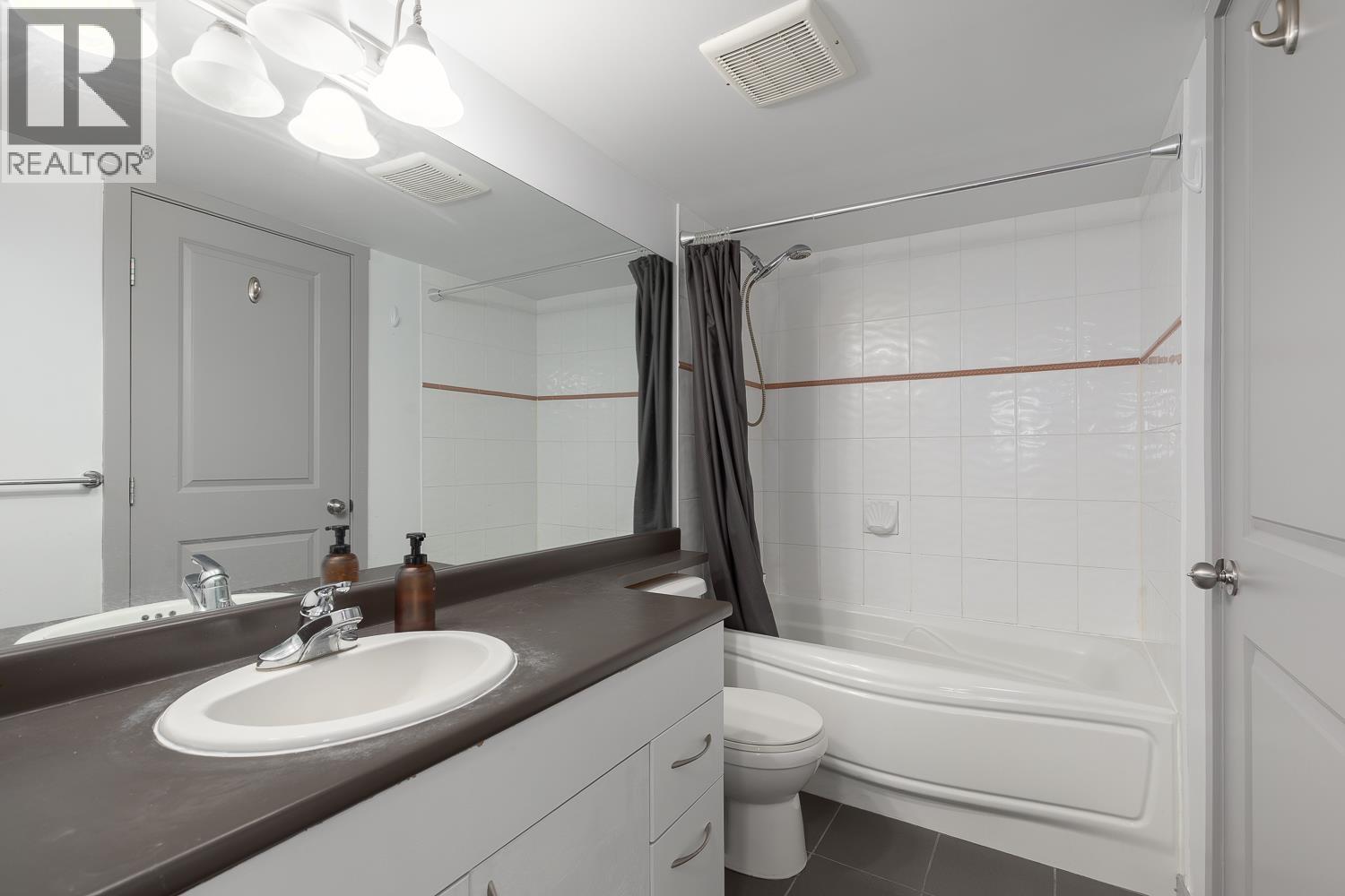 112 38003 Second Avenue, Squamish, British Columbia  V8B 0C4 - Photo 18 - R3088508