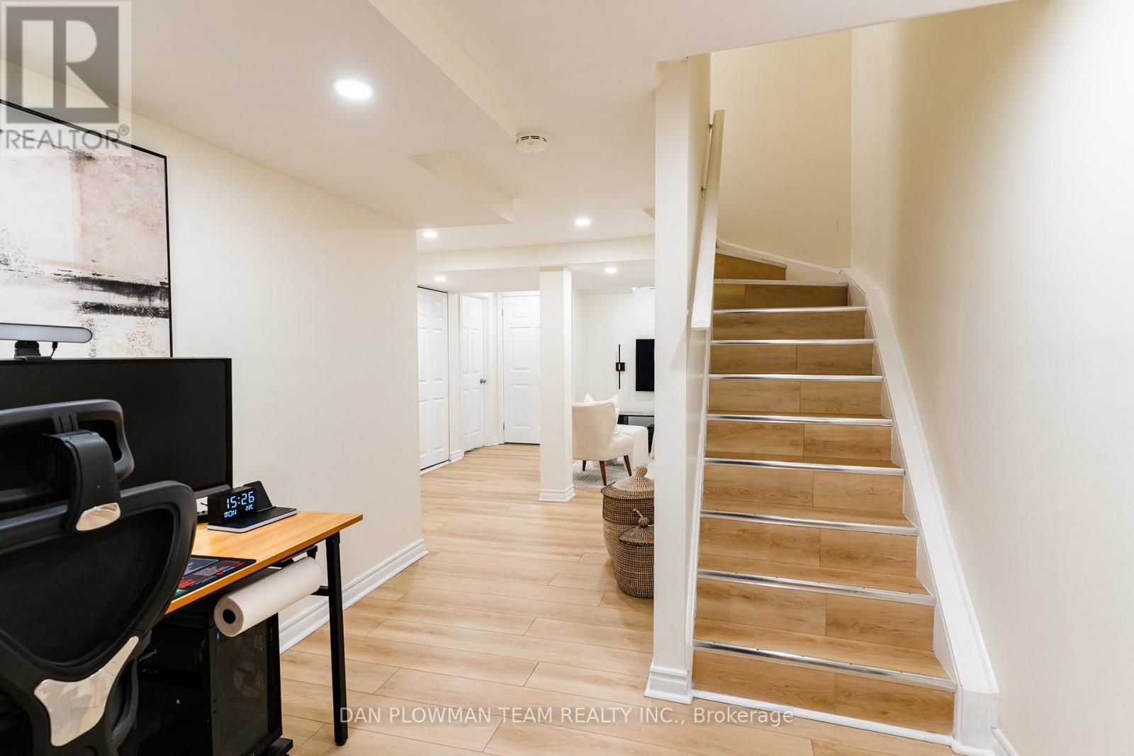 8 Oglevie Drive, Whitby, Ontario  L1R 2Y4 - Photo 29 - E12798968