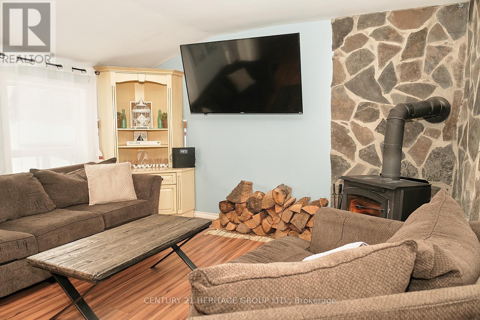 1945 Penetanguishene Road, Oro-Medonte, Ontario  L4M 4Y8 - Photo 15 - S12790518