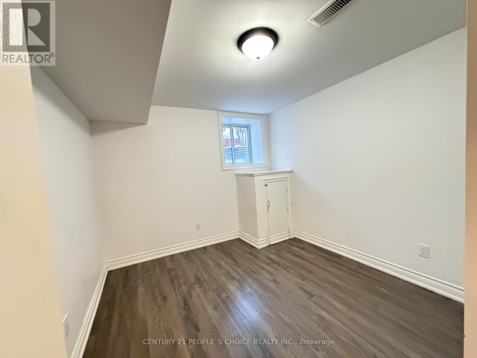 Bsmt - 635 Hepburn Road, Milton (Co Coates), Ontario  L9T 8Z6 - Photo 8 - W12721040