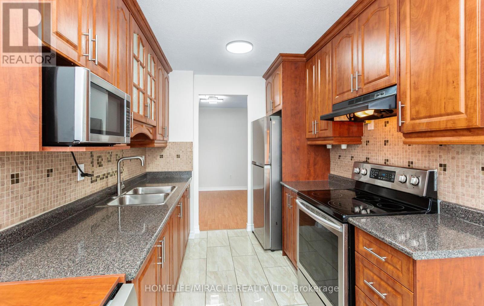 1102 - 15 Kensington Road, Brampton, Ontario  L6T 3W2 - Photo 26 - W12796696