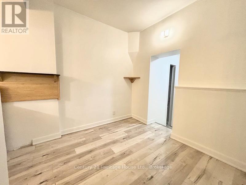 C - 210 Wilson Street, Hamilton, Ontario  L8R 1E5 - Photo 5 - X12800012