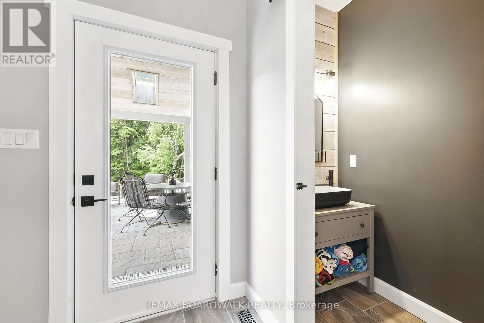 1155 Ebbs Bay Road, Drummond/north Elmsley, Ontario  K7C 0C5 - Photo 22 - X12797430