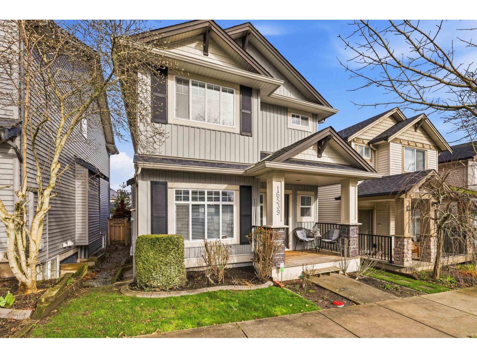 16539 59a Avenue, Surrey, British Columbia  V3S 4N9 - Photo 2 - R3091376