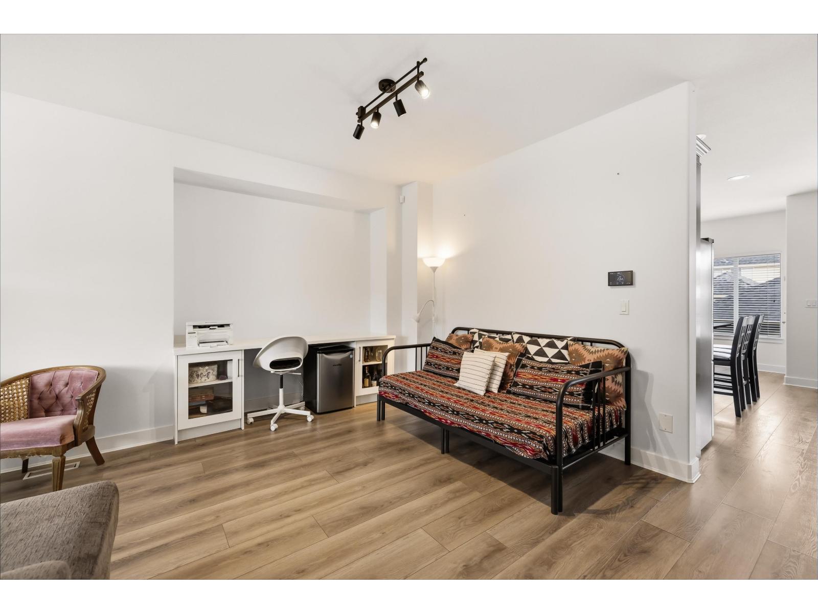 16539 59a Avenue, Surrey, British Columbia  V3S 4N9 - Photo 9 - R3091376