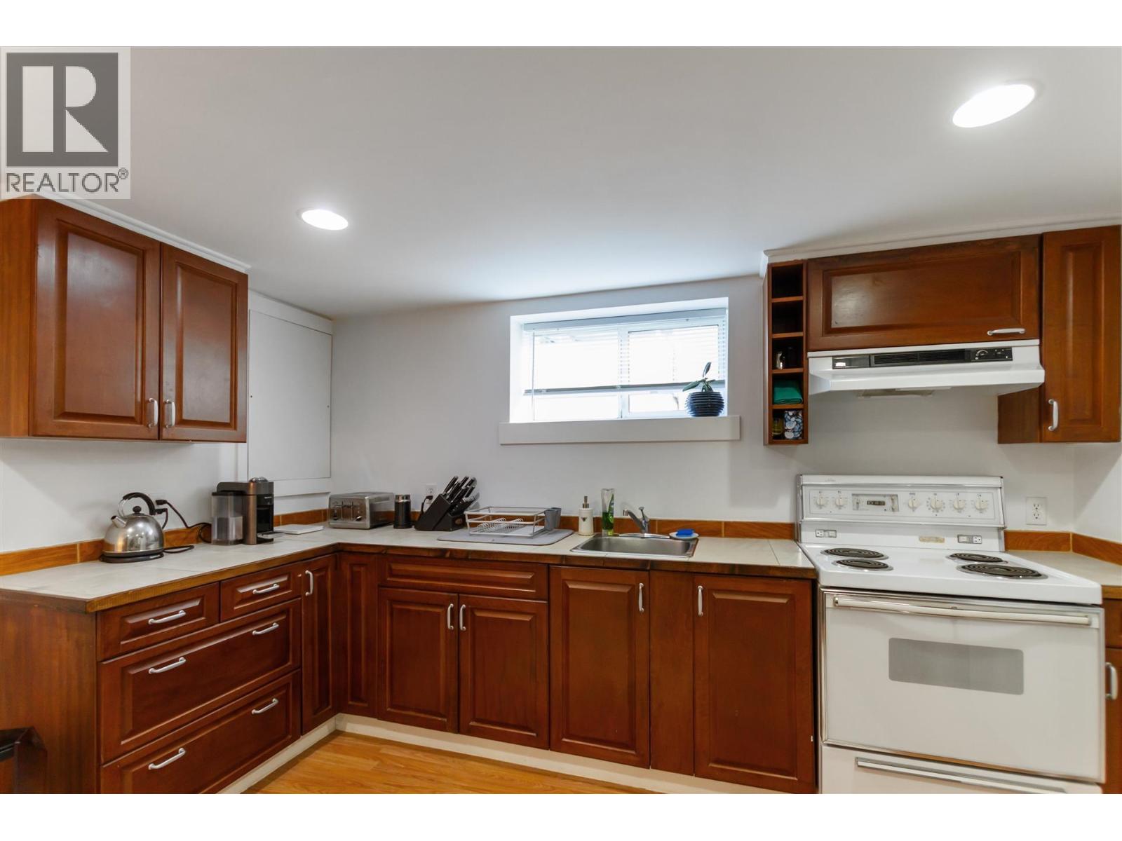 1925 Adanac Street, Vancouver, British Columbia  V5L 2E5 - Photo 18 - R3090472