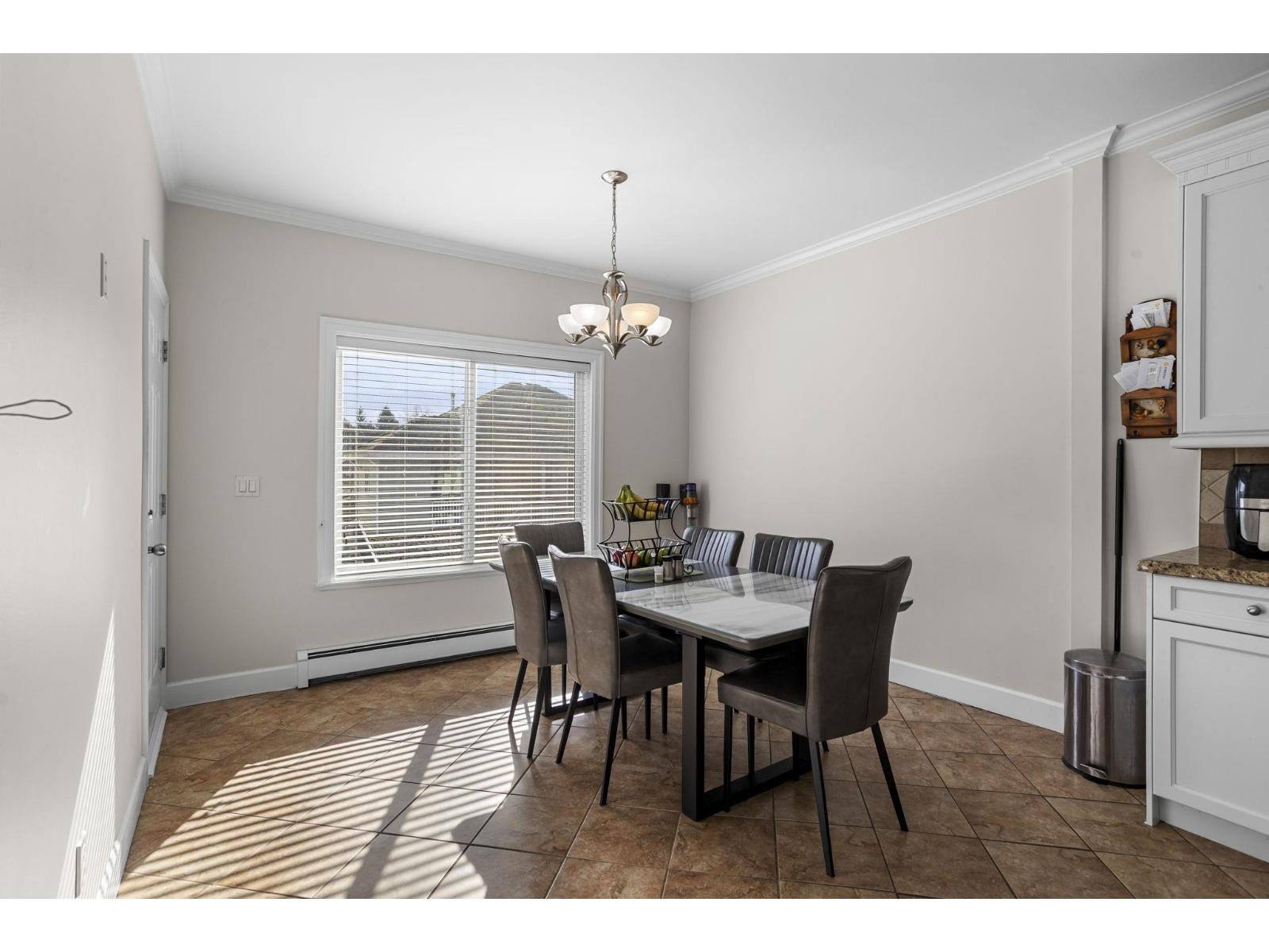 9416 Wallace Crescent, Surrey, British Columbia  V3V 1V6 - Photo 13 - R3089644