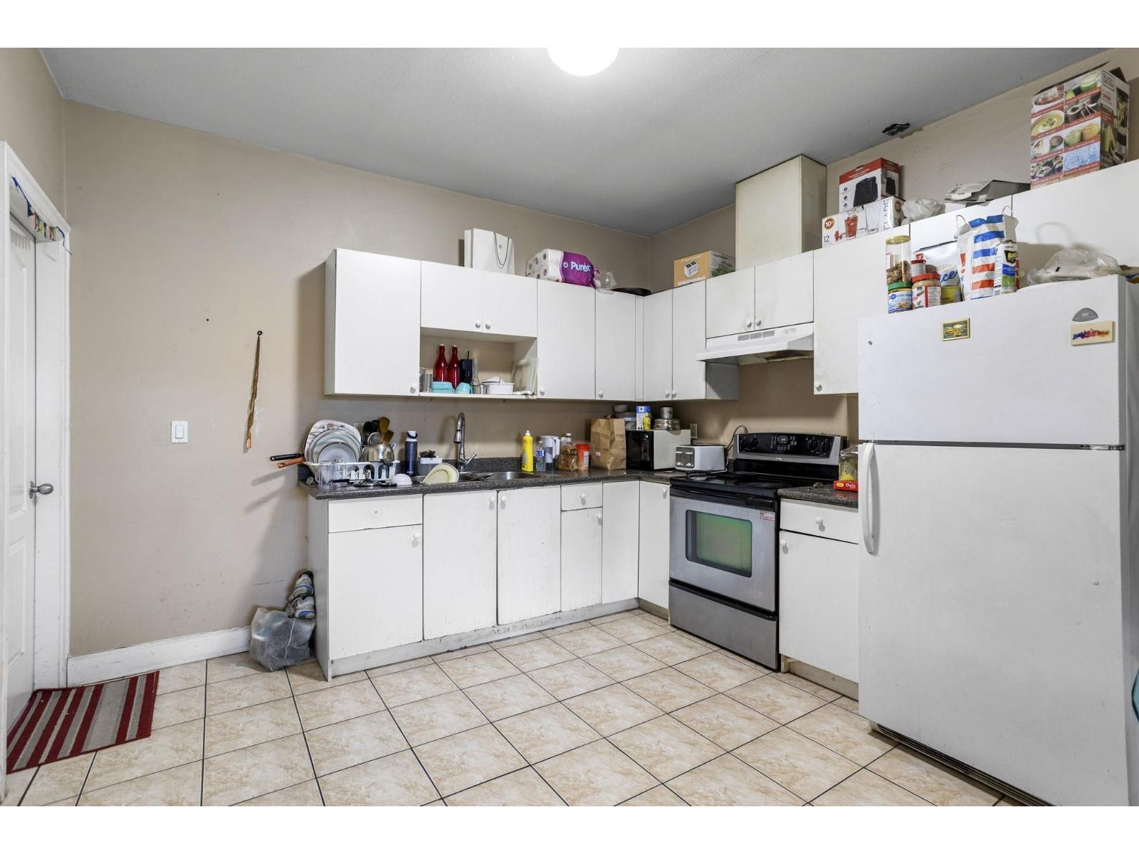 9416 Wallace Crescent, Surrey, British Columbia  V3V 1V6 - Photo 29 - R3089644