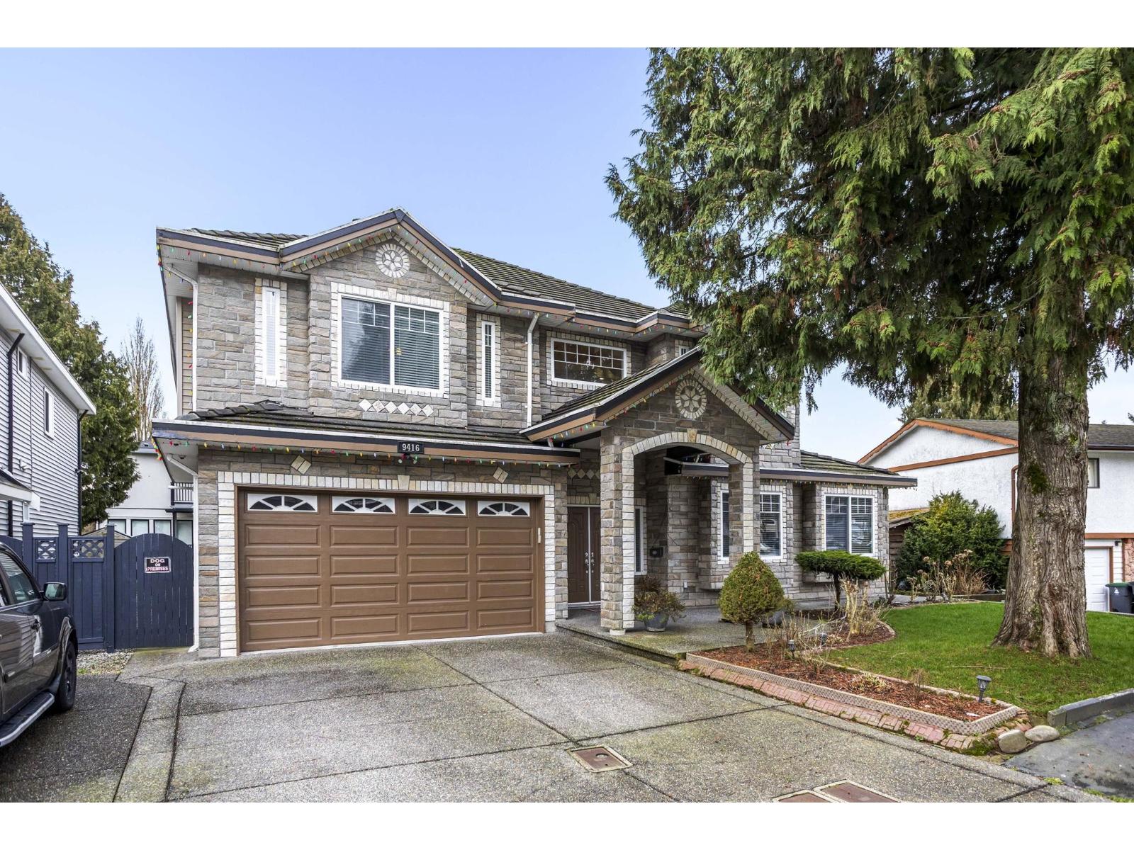 9416 Wallace Crescent, Surrey, British Columbia  V3V 1V6 - Photo 1 - R3089644
