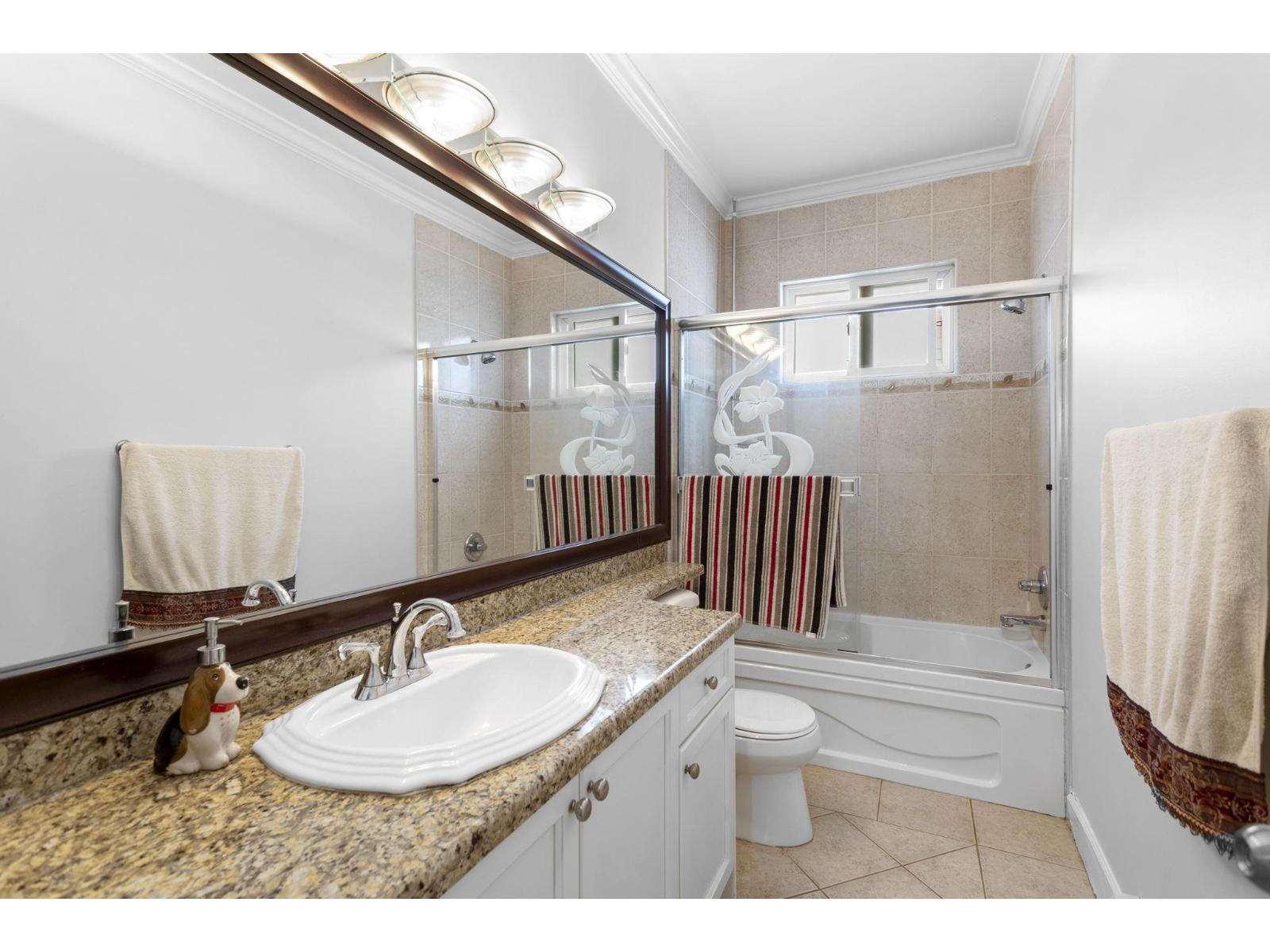 9416 Wallace Crescent, Surrey, British Columbia  V3V 1V6 - Photo 22 - R3089644