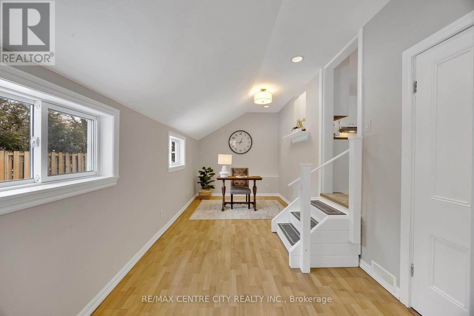 318 Carling Street, South Huron, Ontario  N0M 1S2 - Photo 27 - X12800032