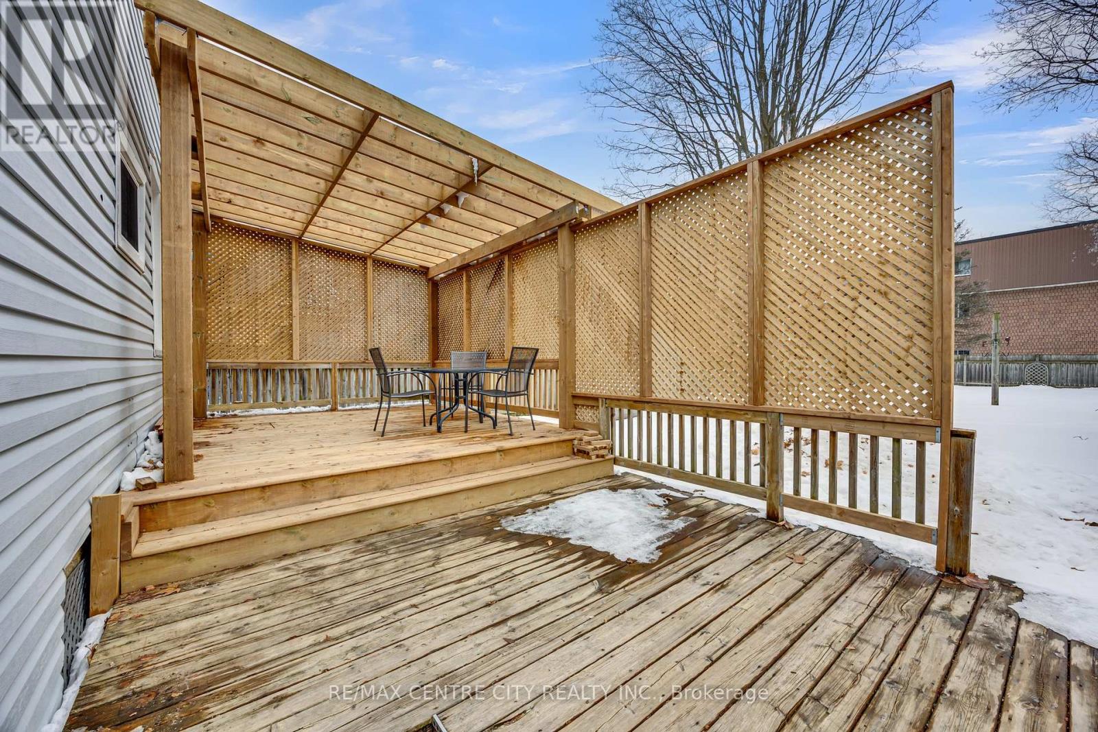 318 Carling Street, South Huron, Ontario  N0M 1S2 - Photo 28 - X12800032