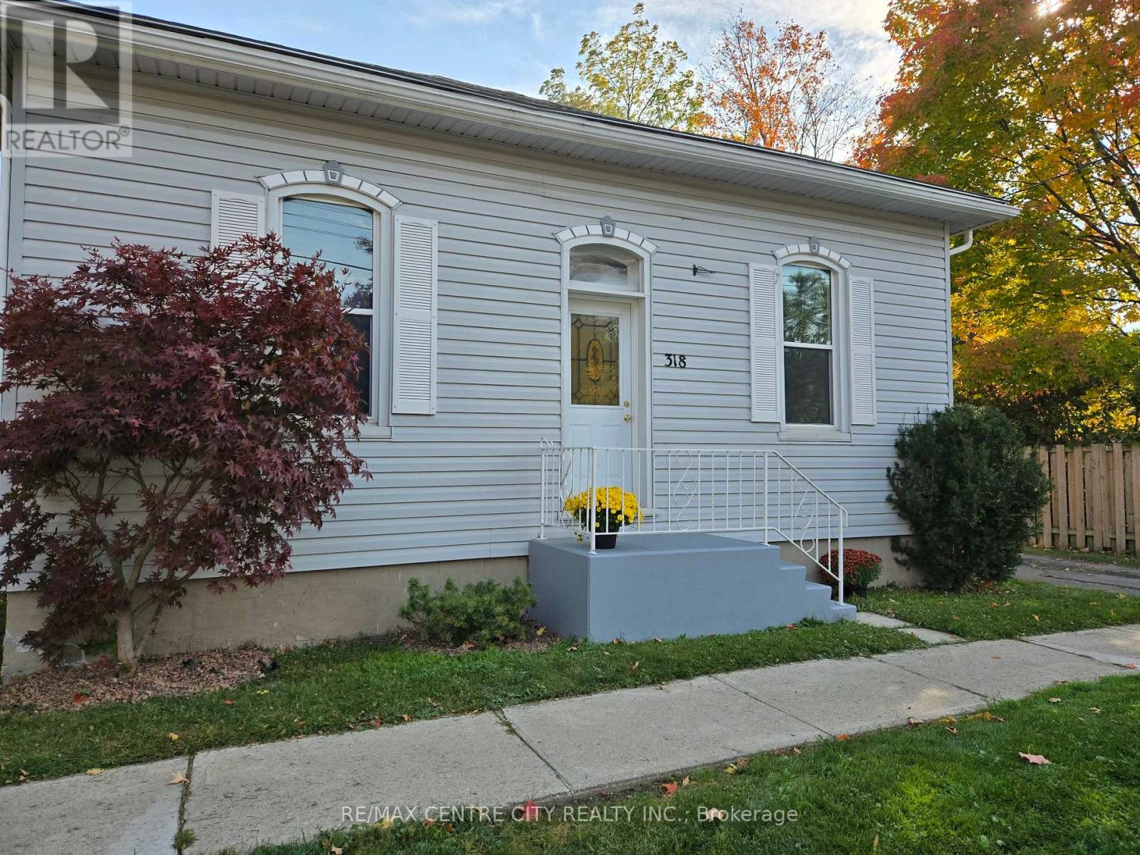 318 Carling Street, South Huron, Ontario  N0M 1S2 - Photo 32 - X12800032