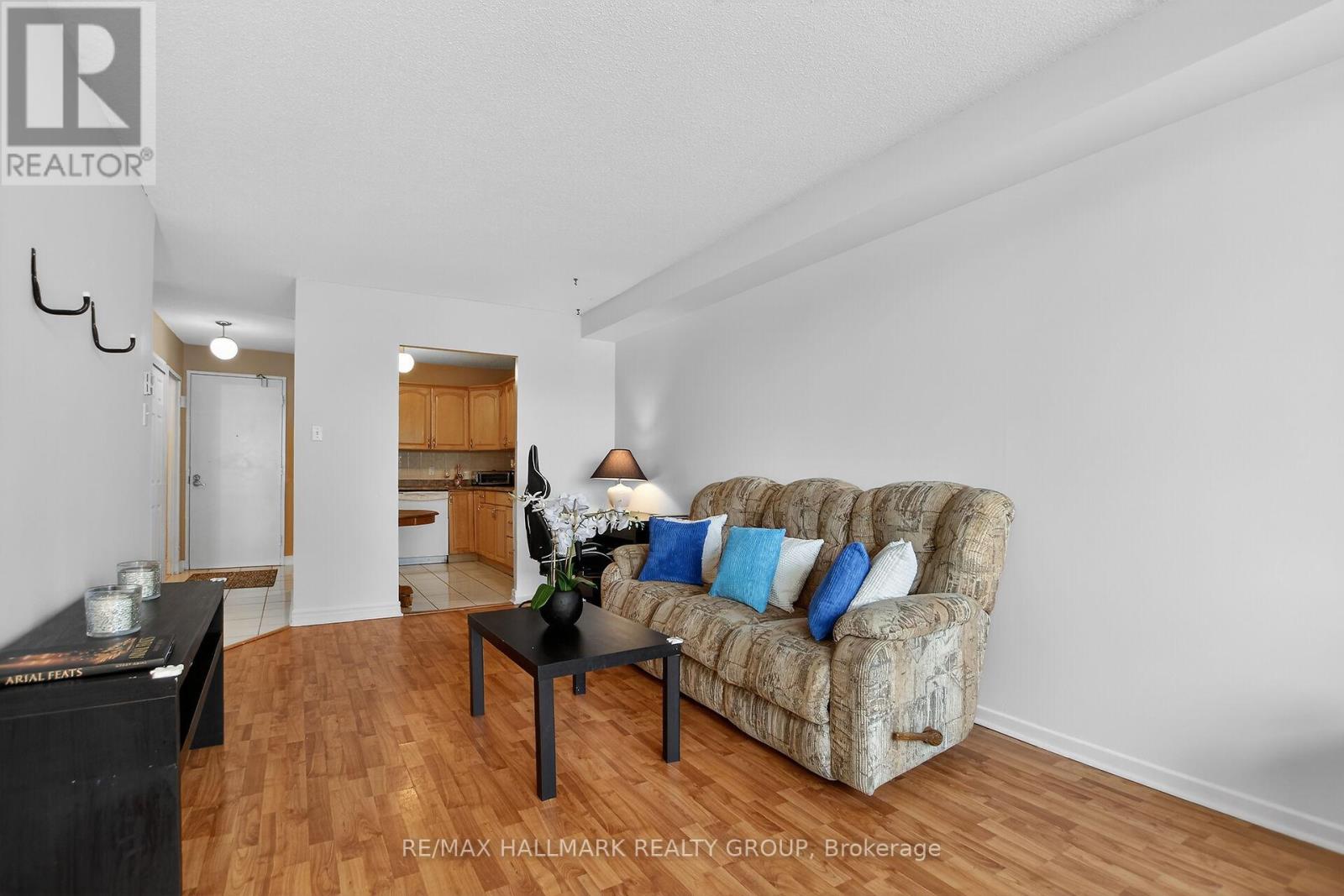 109 - 1380 Prince Of Wales Drive, Ottawa, Ontario  K2C 3N2 - Photo 10 - X12800054