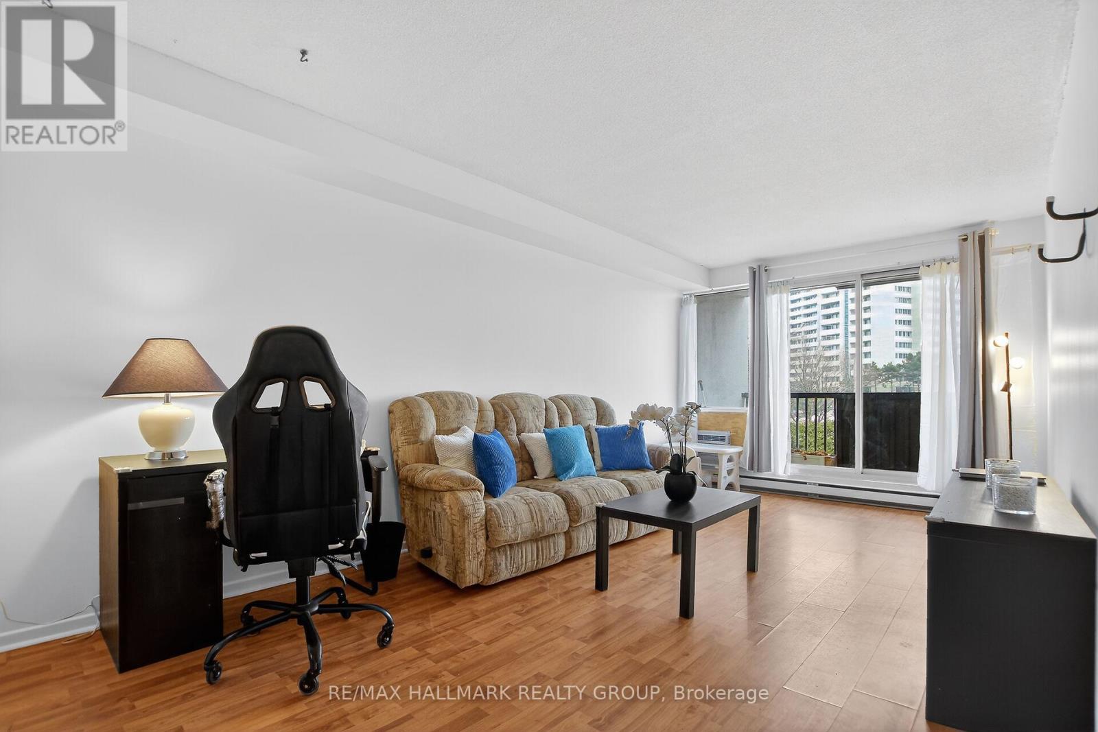 109 - 1380 Prince Of Wales Drive, Ottawa, Ontario  K2C 3N2 - Photo 8 - X12800054