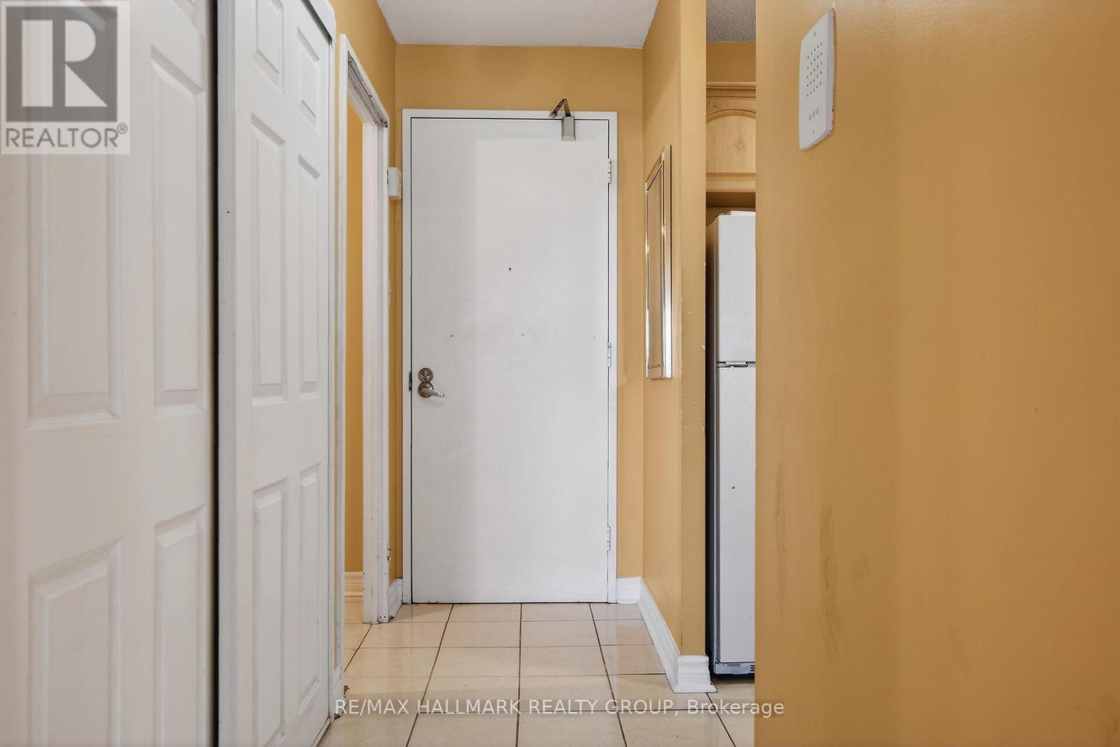 109 - 1380 Prince Of Wales Drive, Ottawa, Ontario  K2C 3N5 - Photo 3 - X12800060