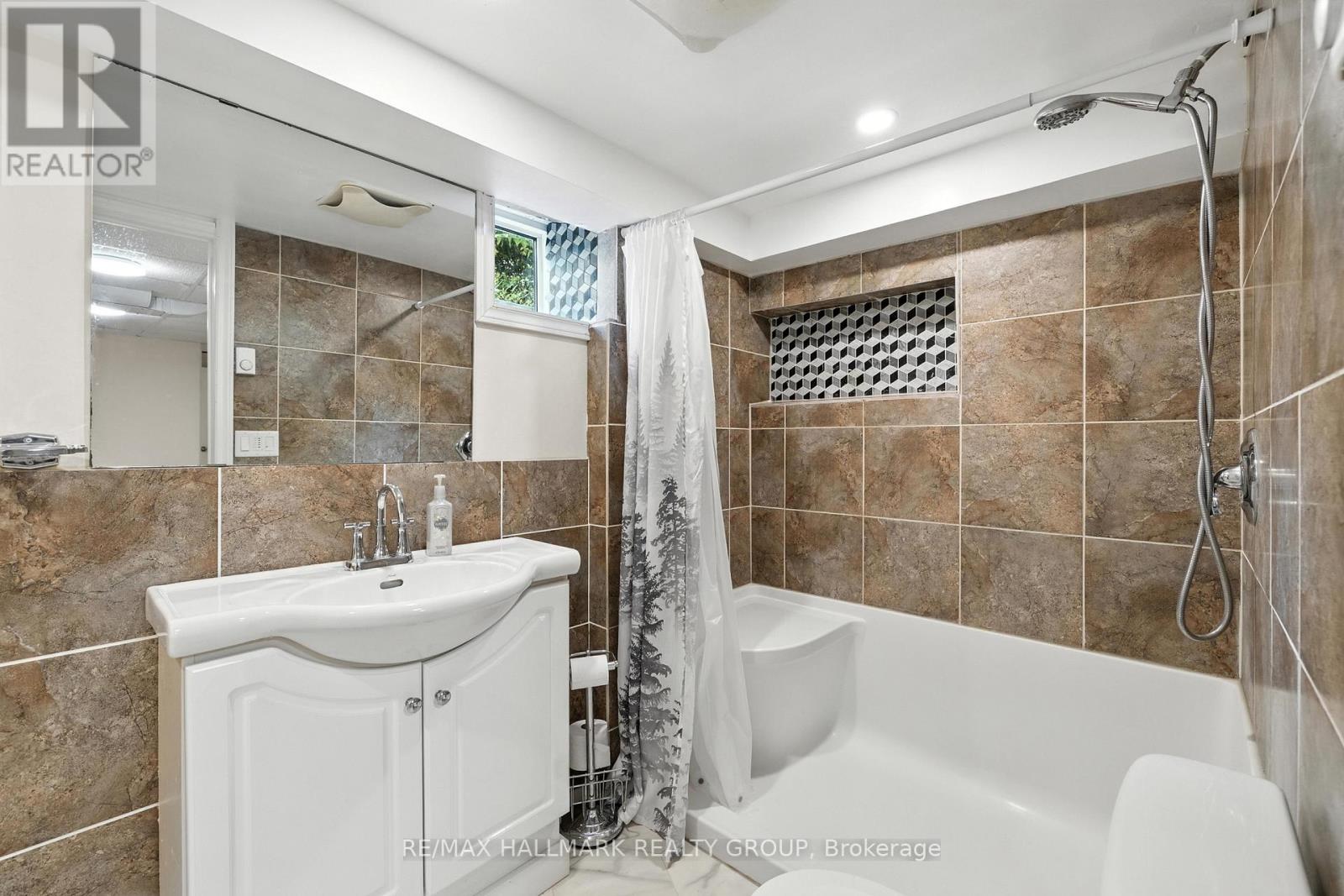 26 Mccready Street, Brockville, Ontario  K6V 5N3 - Photo 41 - X12463519