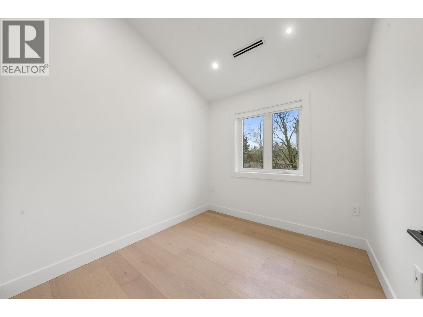 3483 Adanac Street, Vancouver, British Columbia  V5K 4P4 - Photo 15 - R3091342