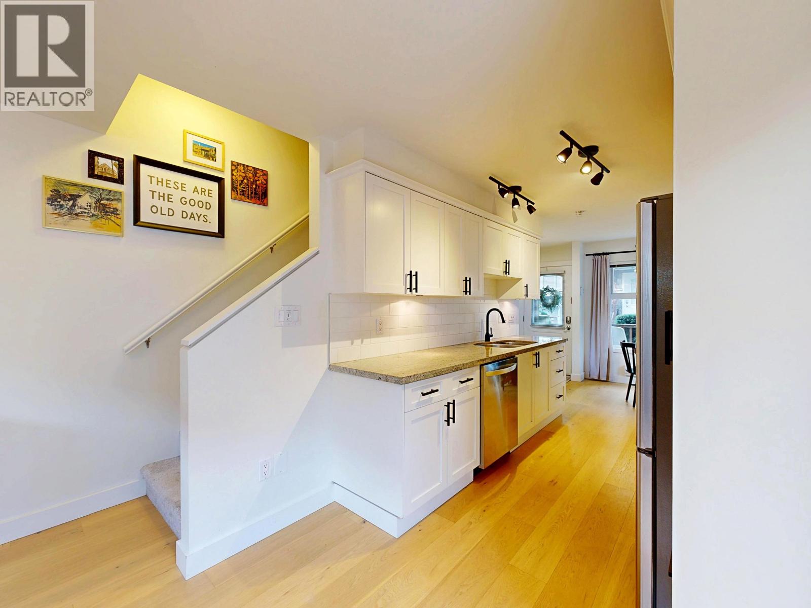 101 1672 E Pender Street, Vancouver, British Columbia  V5L 1W3 - Photo 9 - R3091371