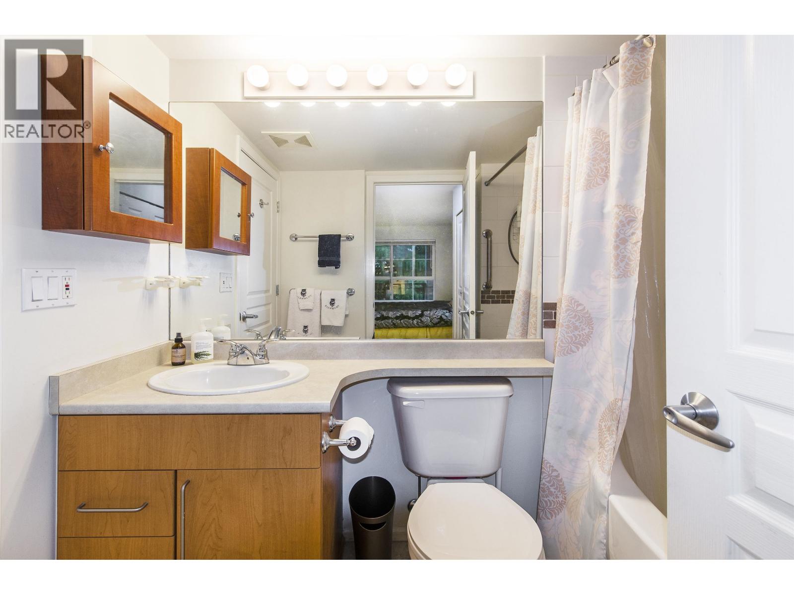 312 1150 E 29th Street, North Vancouver, British Columbia  V7K 3E2 - Photo 15 - R3091374