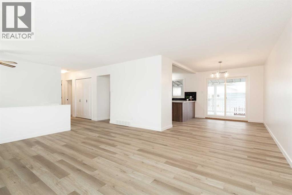 2302 16 Street N, Lethbridge, Alberta  T1H 4P4 - Photo 6 - A2285672