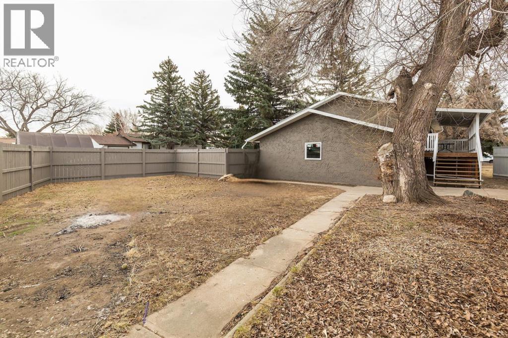 2302 16 Street N, Lethbridge, Alberta  T1H 4P4 - Photo 33 - A2285672