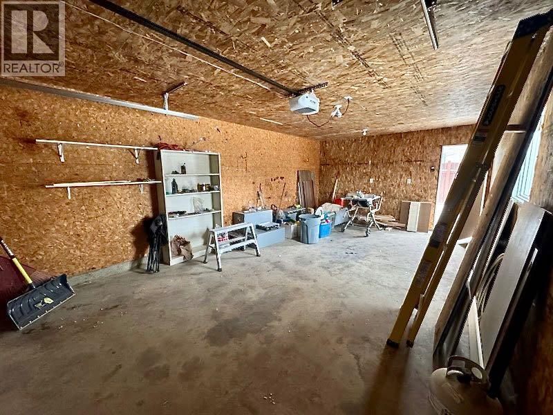 2302 16 Street N, Lethbridge, Alberta  T1H 4P4 - Photo 37 - A2285672