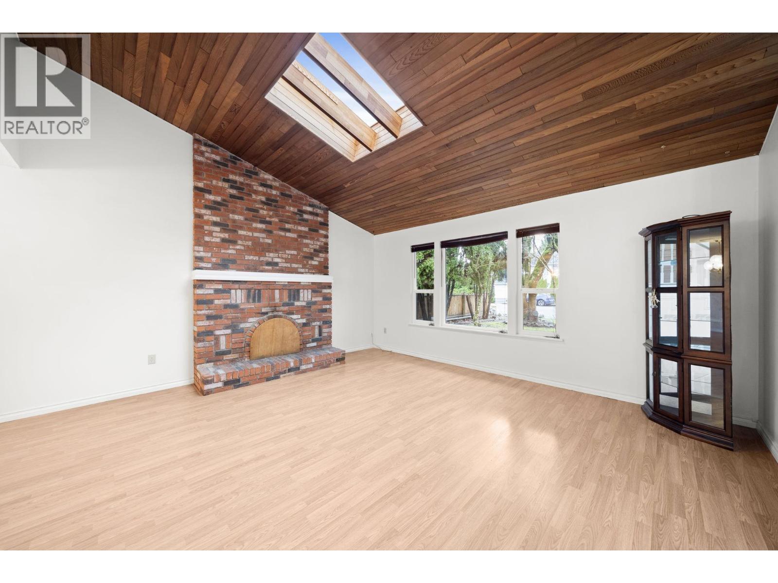 1140 Lansdowne Drive, Coquitlam, British Columbia  V3B 5R3 - Photo 6 - R3091364