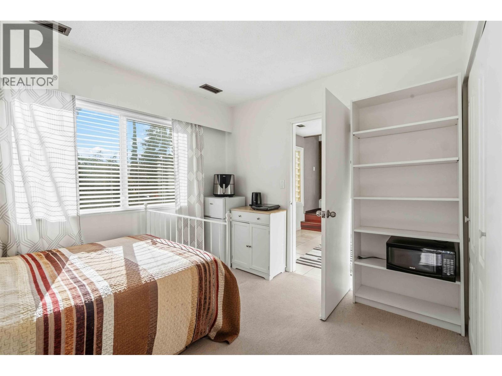 552 W 29th Street, North Vancouver, British Columbia  V7N 2K1 - Photo 25 - R3091383