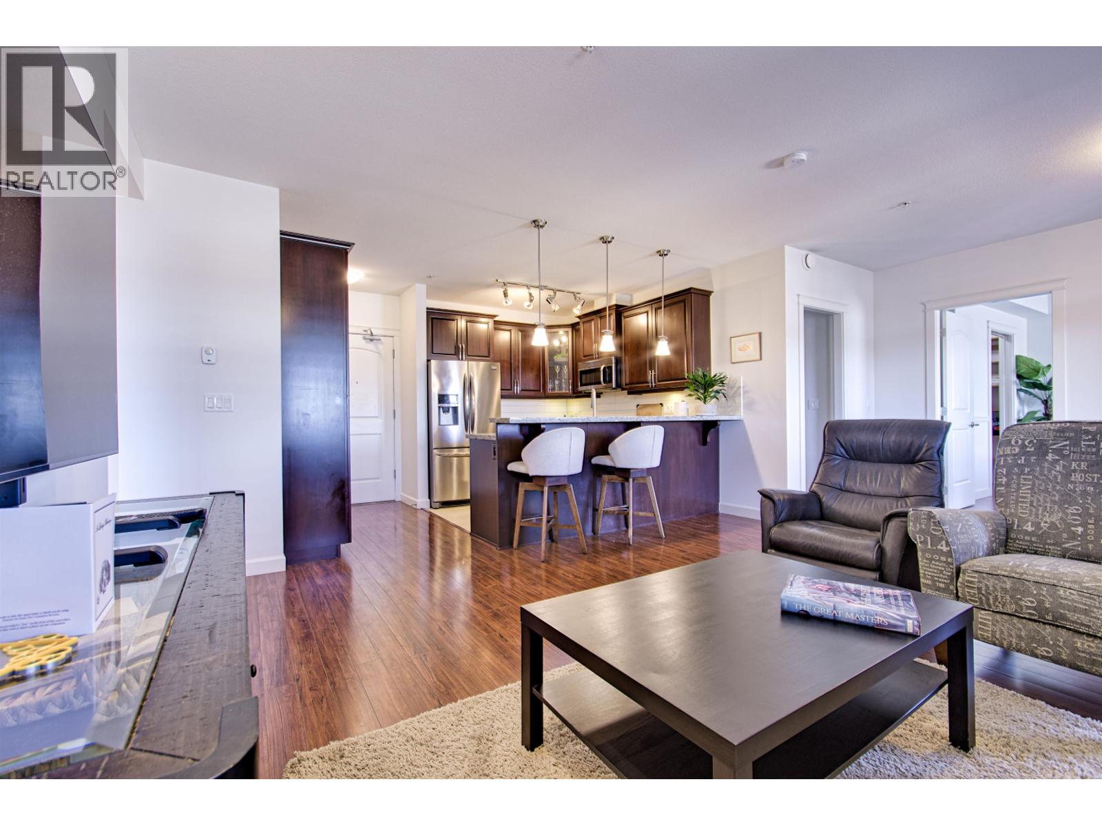 211 12655 190A STREET, Pitt Meadows, British Columbia