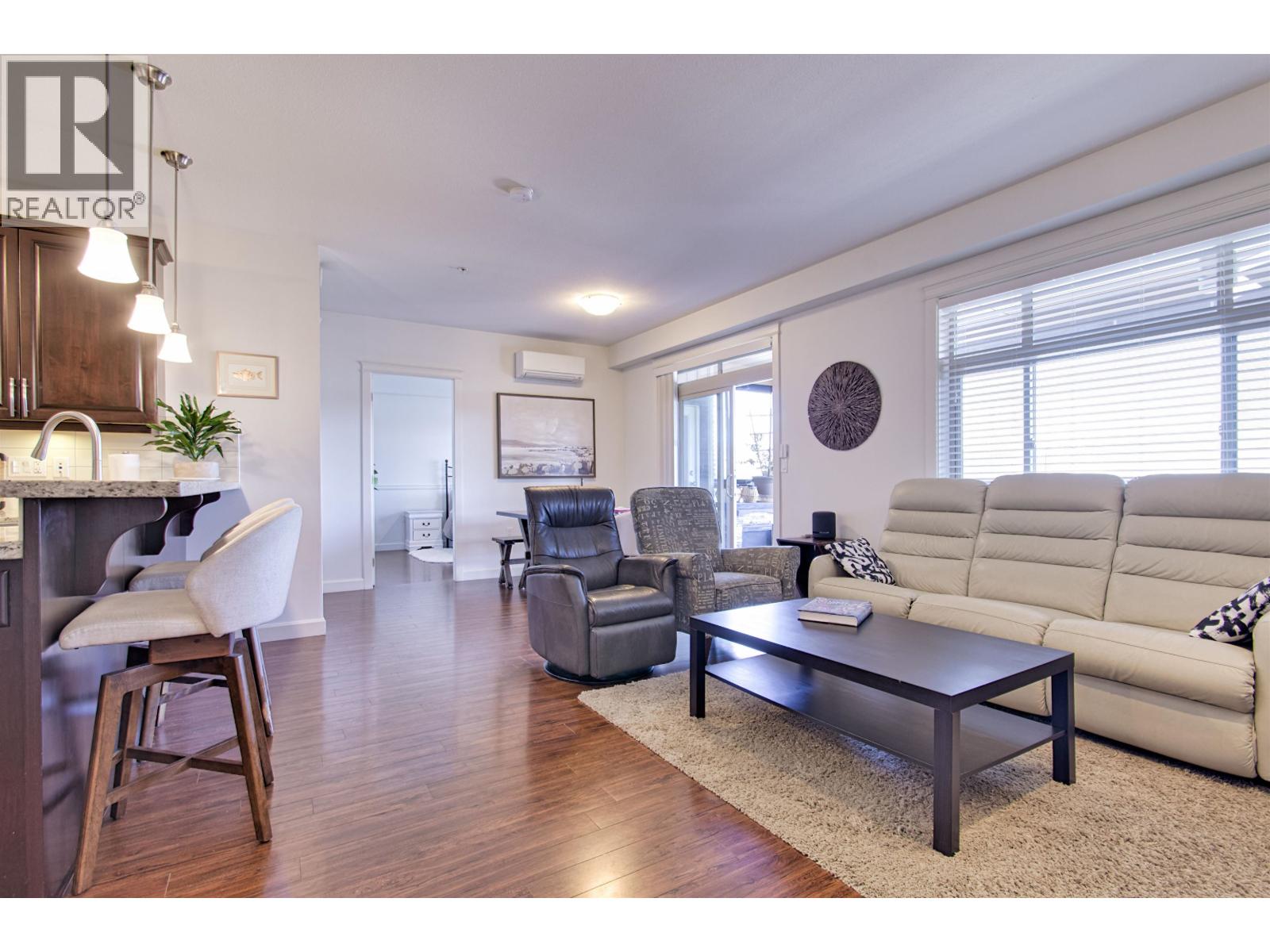 211 12655 190a Street, Pitt Meadows, British Columbia  V3Y 0E9 - Photo 2 - R3091315