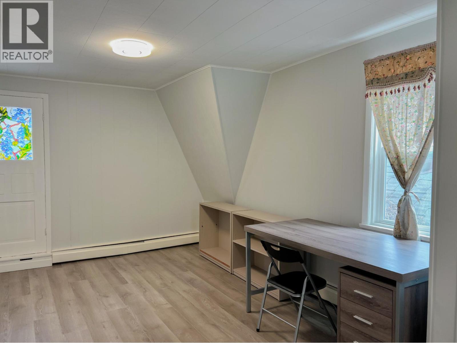 1560 Bay Avenue, Trail, British Columbia  V1R 4B3 - Photo 46 - 10376229