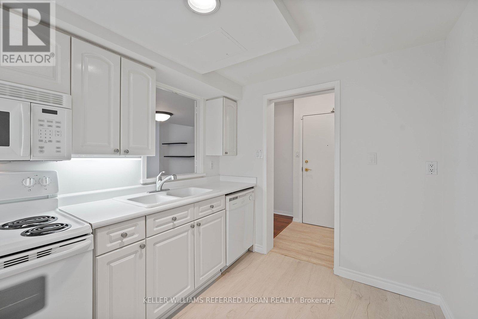 404 - 10 Tichester Road, Toronto, Ontario  M5P 3M4 - Photo 10 - C12800028