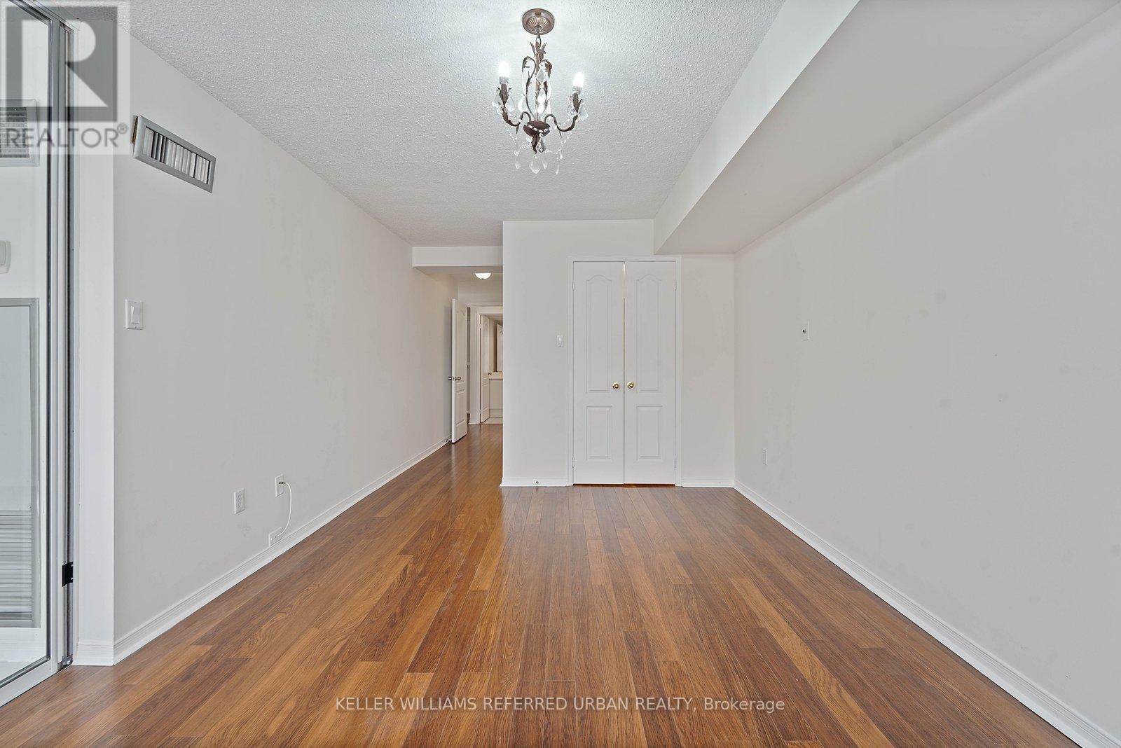 404 - 10 Tichester Road, Toronto, Ontario  M5P 3M4 - Photo 15 - C12800028