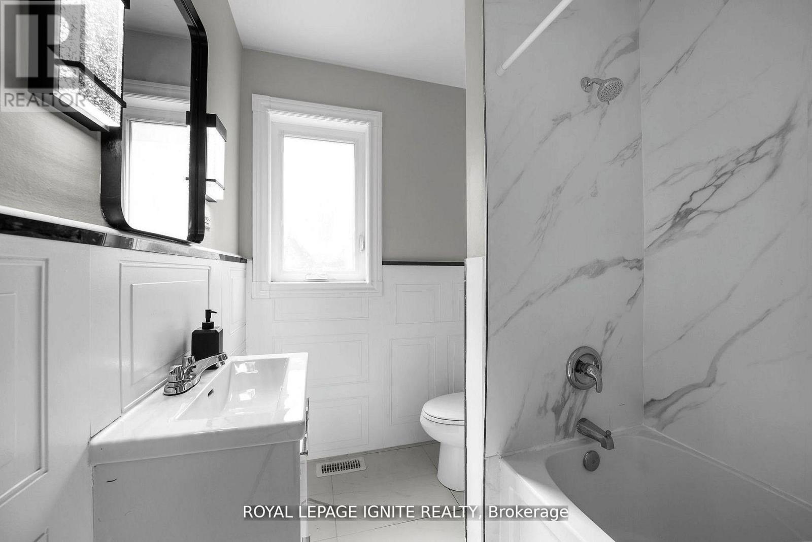 47 Deerfield Road, Toronto, Ontario  M1K 4X2 - Photo 25 - E12800020