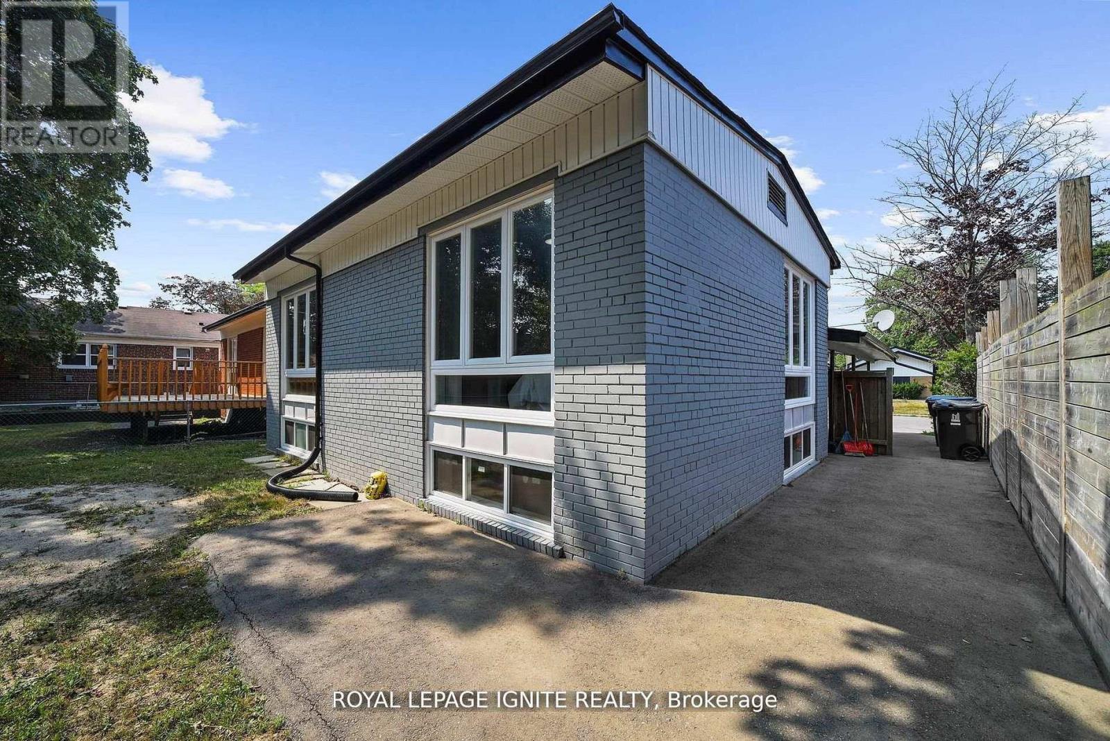 47 Deerfield Road, Toronto, Ontario  M1K 4X2 - Photo 33 - E12800020