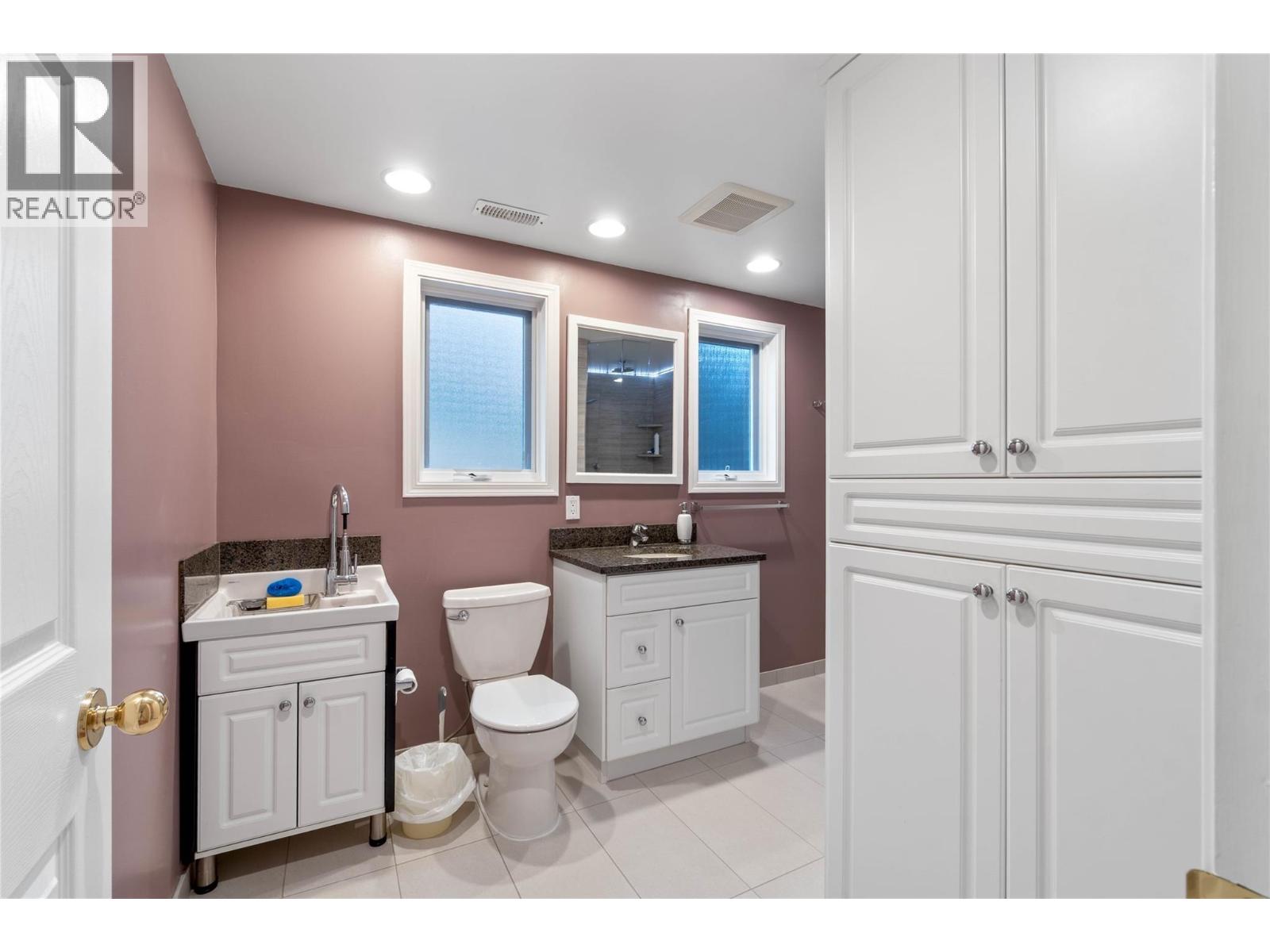 1869 Mckinley Court, Kamloops, British Columbia  V2E 2L9 - Photo 15 - 10376329