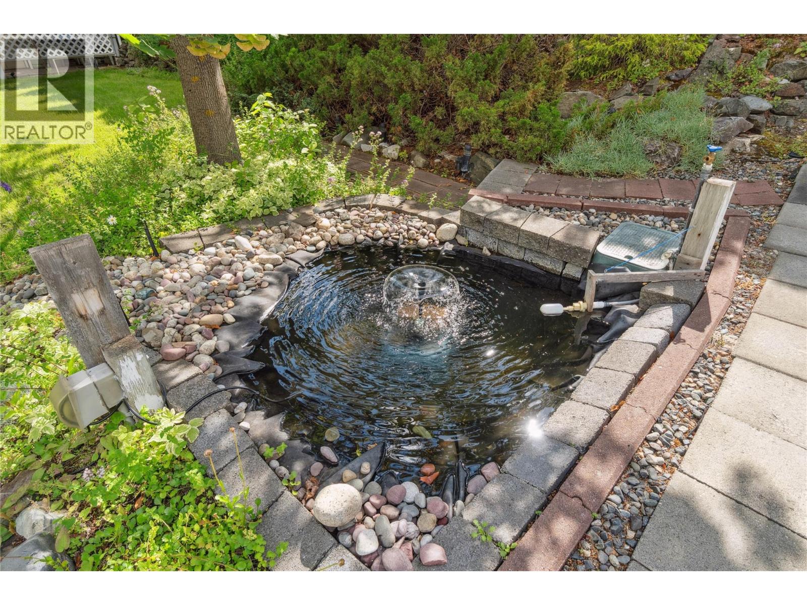 1869 Mckinley Court, Kamloops, British Columbia  V2E 2L9 - Photo 41 - 10376329