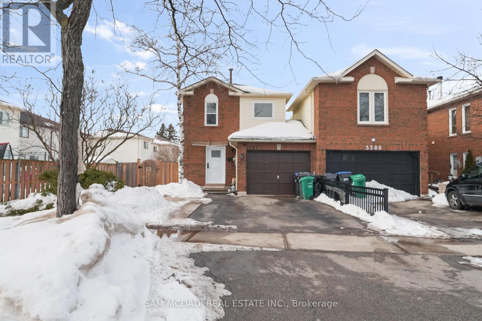 3382 Nighthawk Trail, Mississauga, Ontario  L5N 6G5 - Photo 2 - W12800016