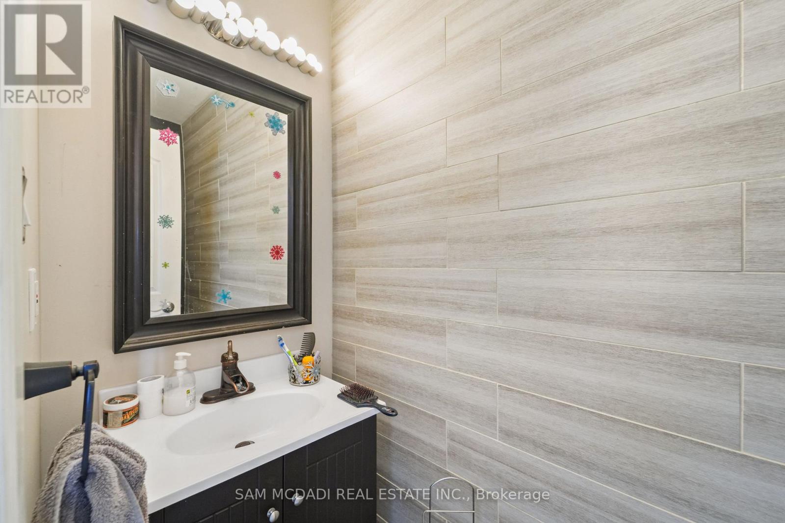 3382 Nighthawk Trail, Mississauga, Ontario  L5N 6G5 - Photo 5 - W12800016