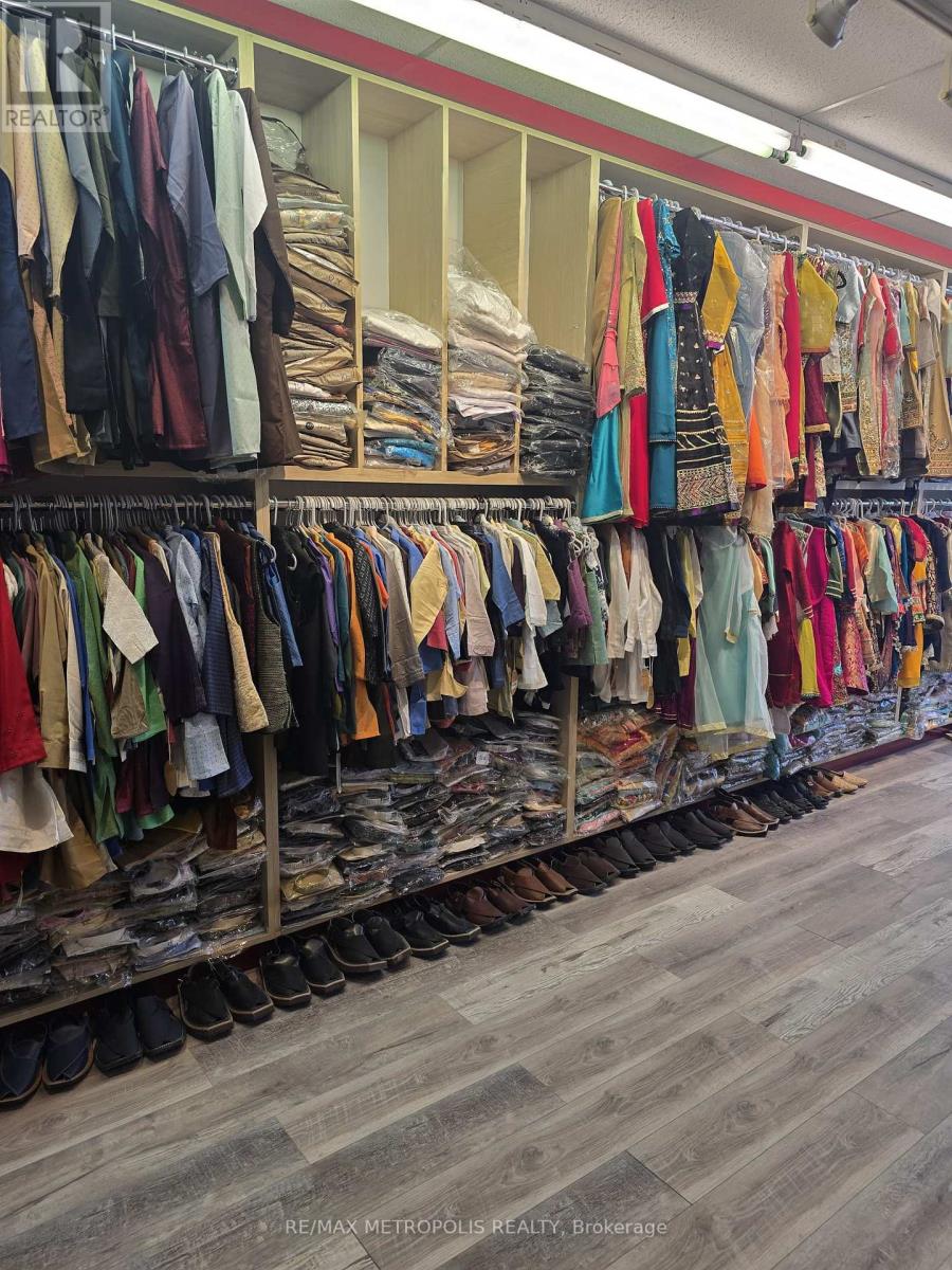 A - 2628 Islington Avenue, Toronto, Ontario  M9V 1A9 - Photo 12 - W12800038