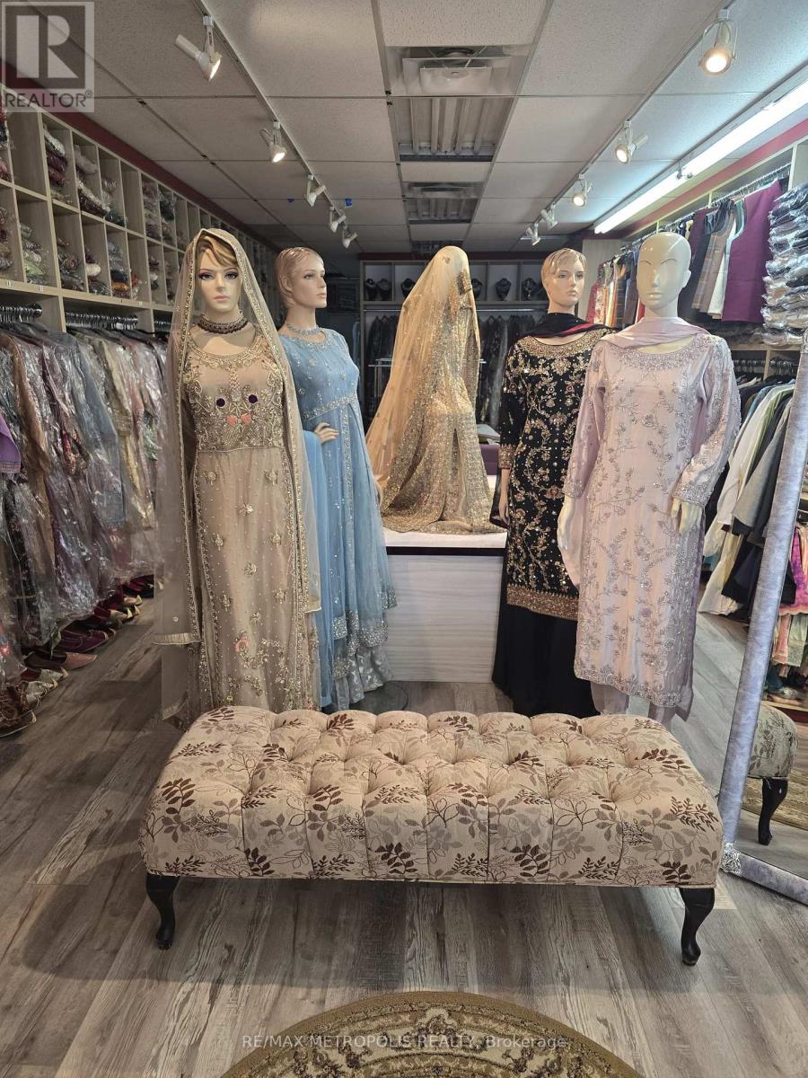 A - 2628 Islington Avenue, Toronto, Ontario  M9V 1A9 - Photo 2 - W12800038