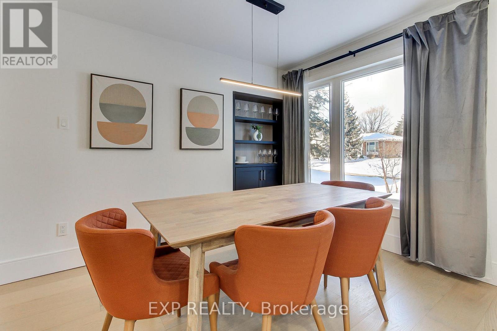 1070 Franconia Drive, Mississauga, Ontario  L4Y 2L7 - Photo 11 - W12800046