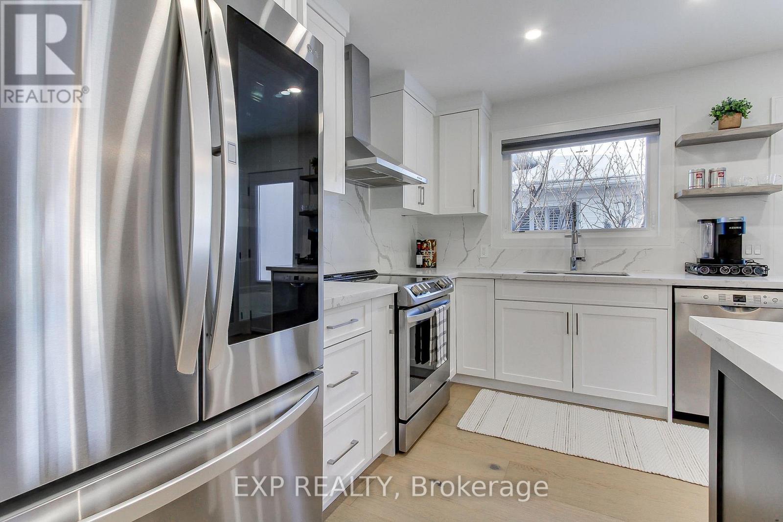 1070 Franconia Drive, Mississauga, Ontario  L4Y 2L7 - Photo 17 - W12800046