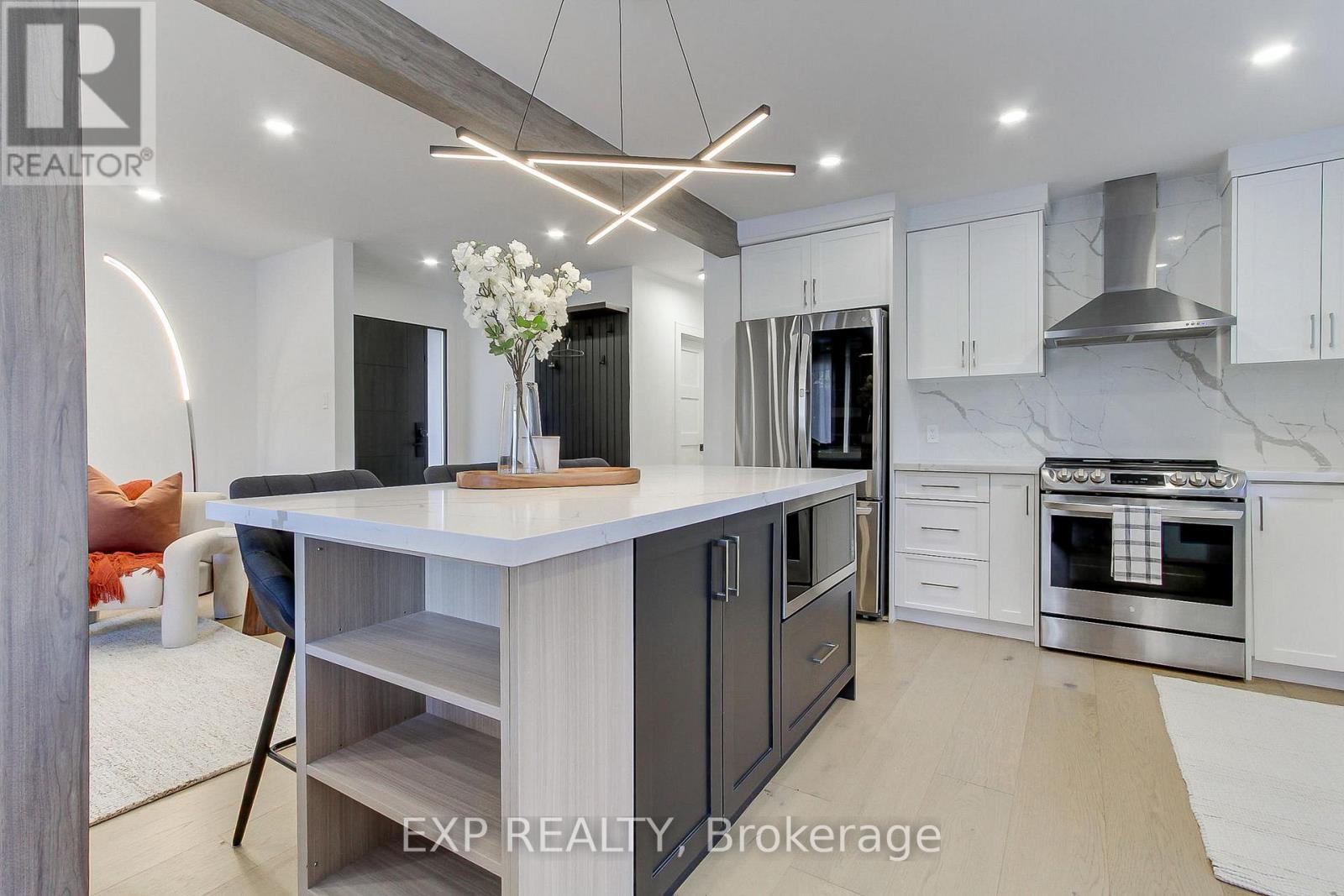 1070 Franconia Drive, Mississauga, Ontario  L4Y 2L7 - Photo 21 - W12800046