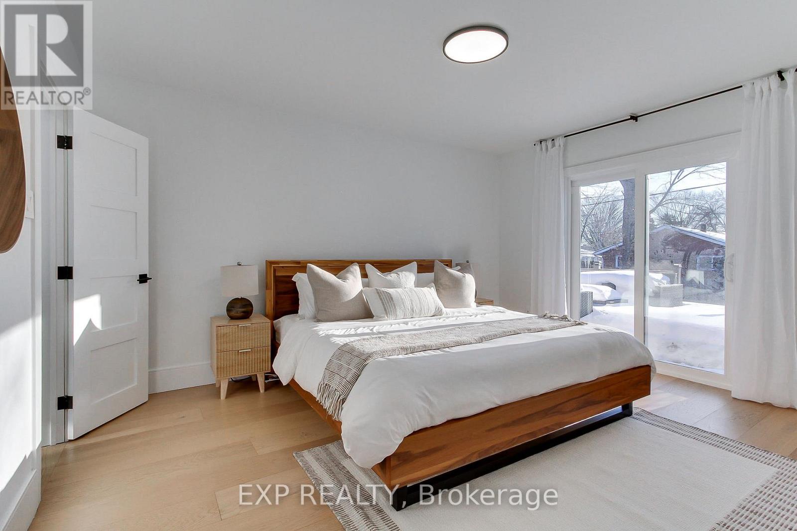 1070 Franconia Drive, Mississauga, Ontario  L4Y 2L7 - Photo 22 - W12800046