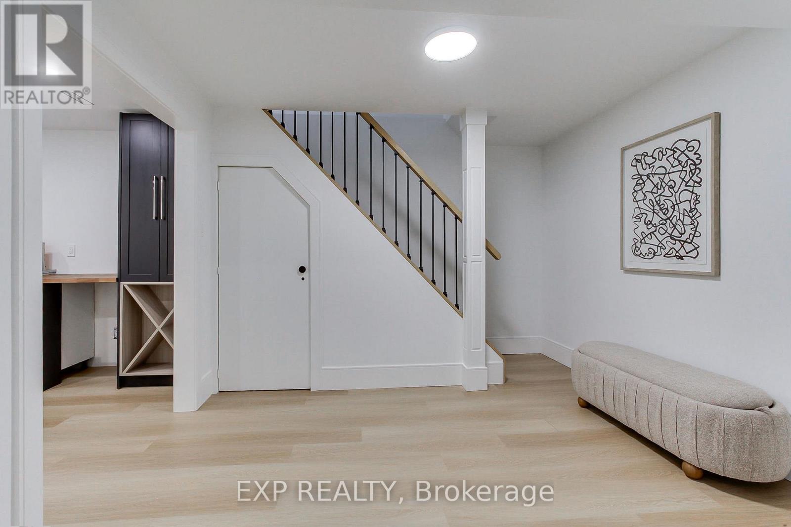 1070 Franconia Drive, Mississauga, Ontario  L4Y 2L7 - Photo 32 - W12800046