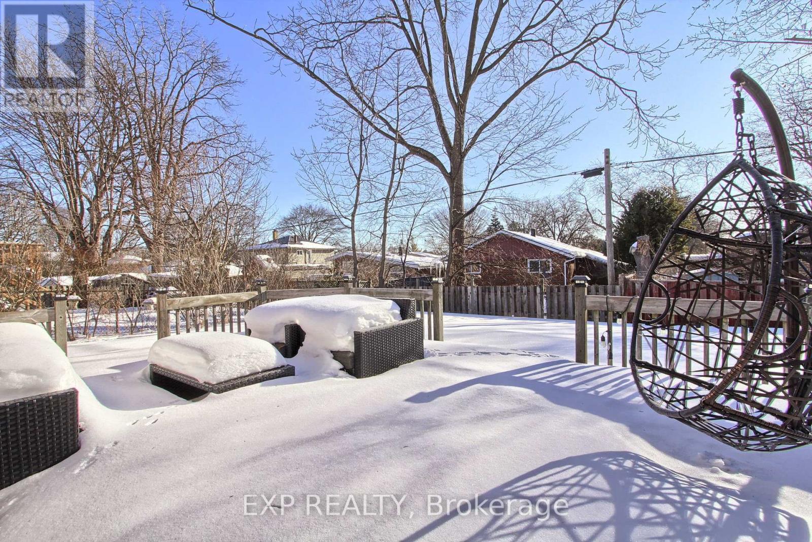 1070 Franconia Drive, Mississauga, Ontario  L4Y 2L7 - Photo 49 - W12800046