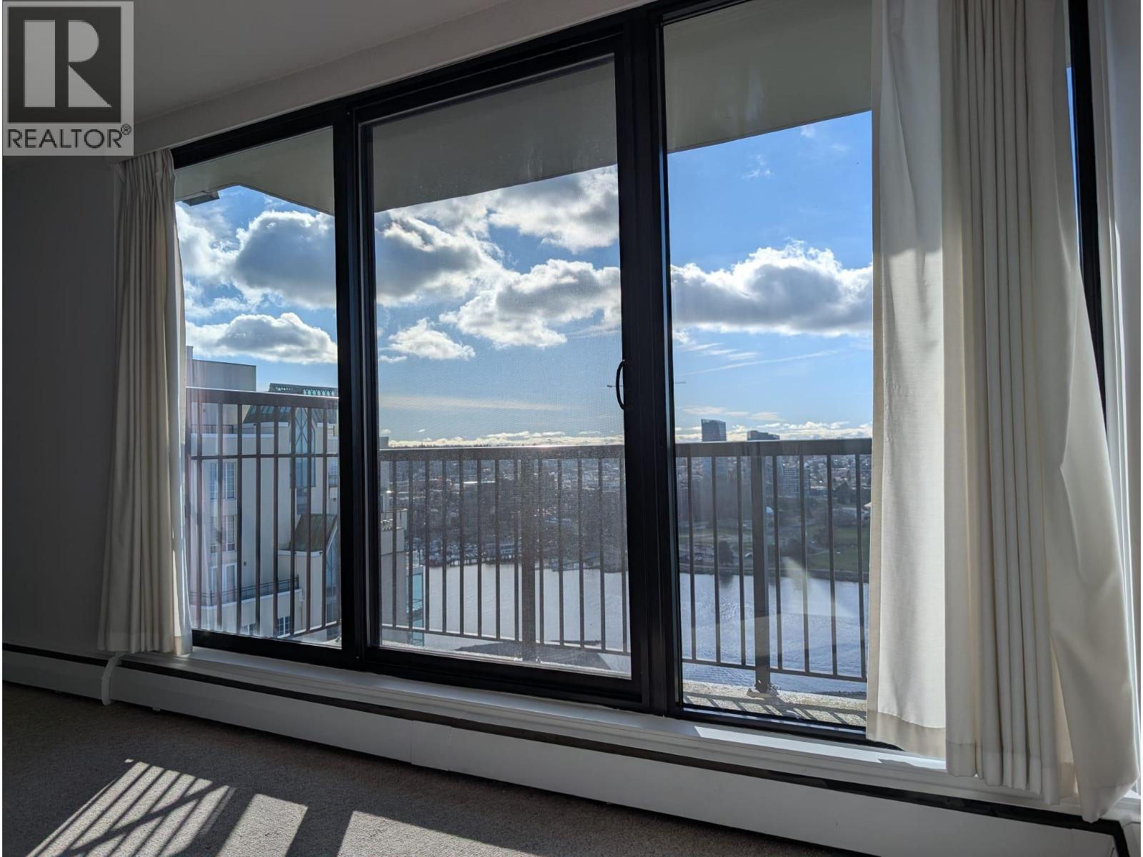 2106 1330 Harwood, Vancouver, British Columbia  V6E 1S8 - Photo 9 - R3091023